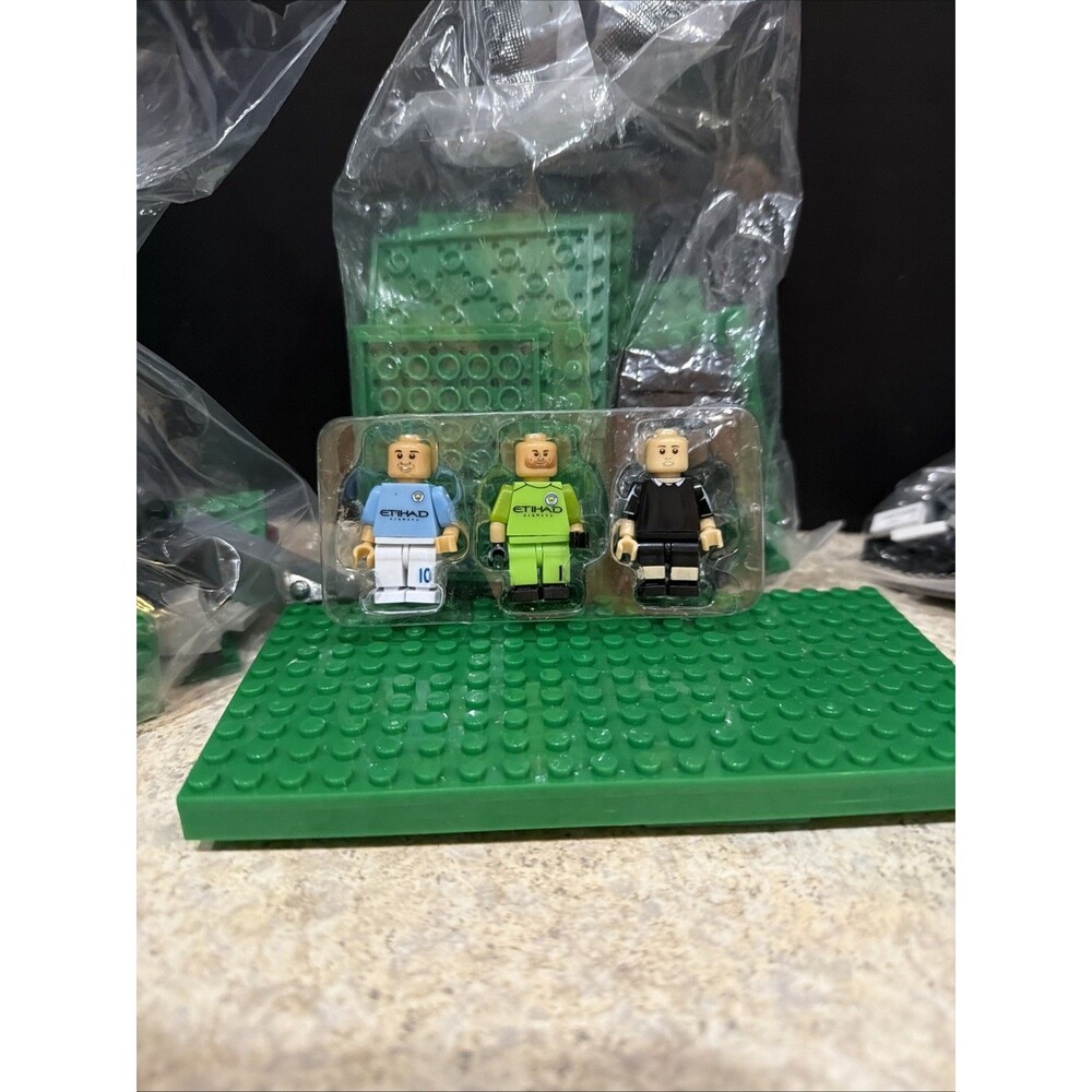 OYO sports Manchester City building set not complete